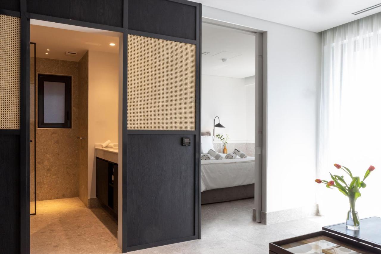 11Suites 아이기오 외부 사진